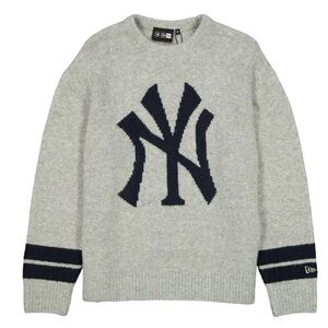 NWT NEW YORK YANKEES SWEATER😊